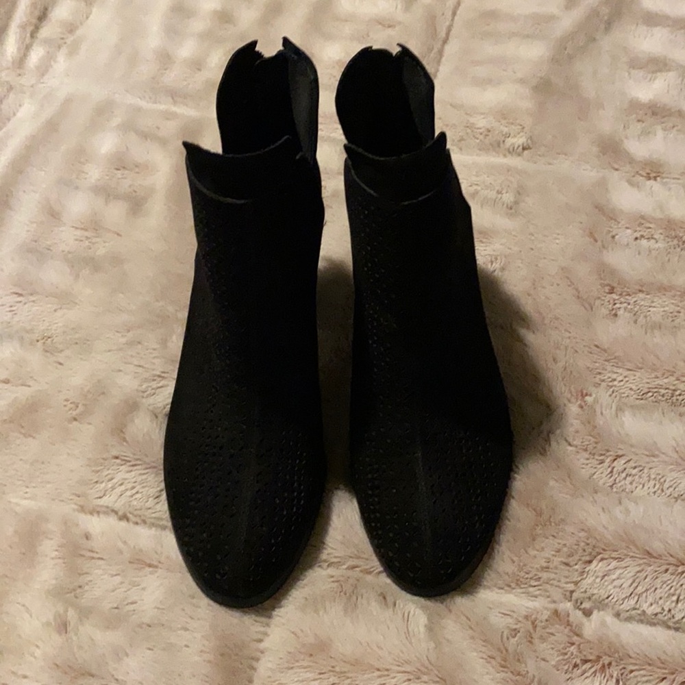 Vince Camuto black ankle booties